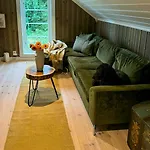 Modern Near Family Beaches In *