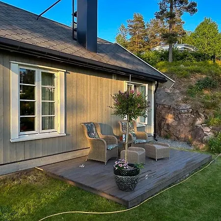 Ferienhaus Modern Near Family Beaches In